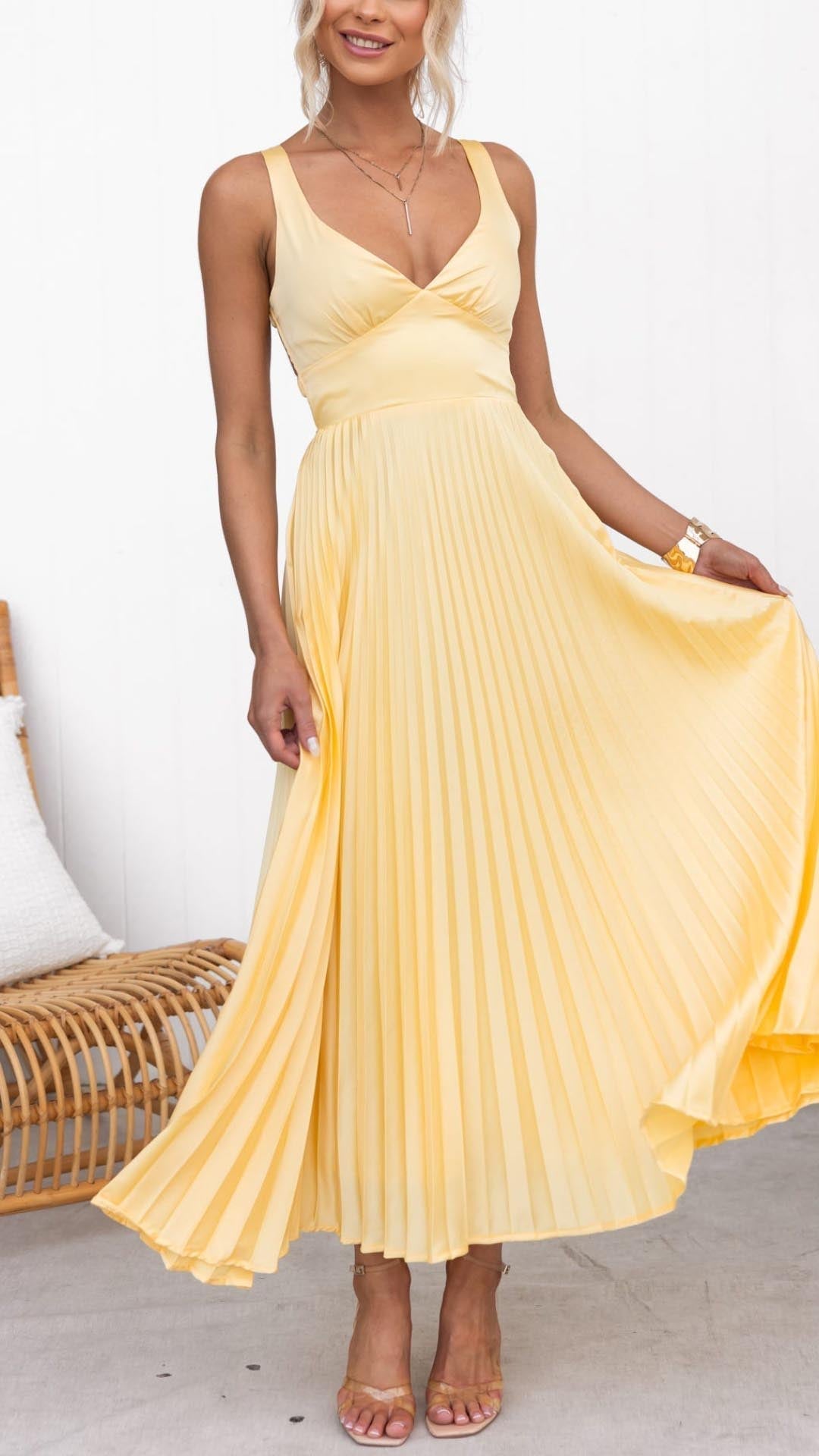 Aby | Gelbes Plissiertes V-Ausschnitt Maxikleid